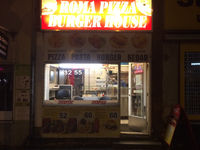 Roma_pizza_og_burgerhouse-1405638403-spotlisting